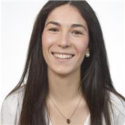 Soy una estudiante de magisterio primaría alegre, simpática y con mucha energía. Puedo dar clases a niños y niñas de entre 6 y 12 años, pero también algunas asignaturas de secundaria